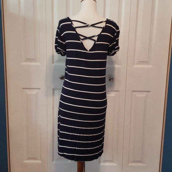 Very soft and comfortable shift dress - Picture 4 of 6